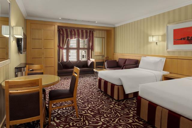 One Bedroom Suite Haram View With Two Twin Beds